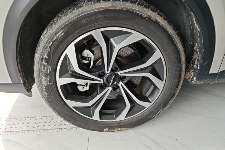 Used Haval Fierce Dragon Max 2025 Hi4 165 Ultra Smart Drive Edition Left Front Wheel Hub