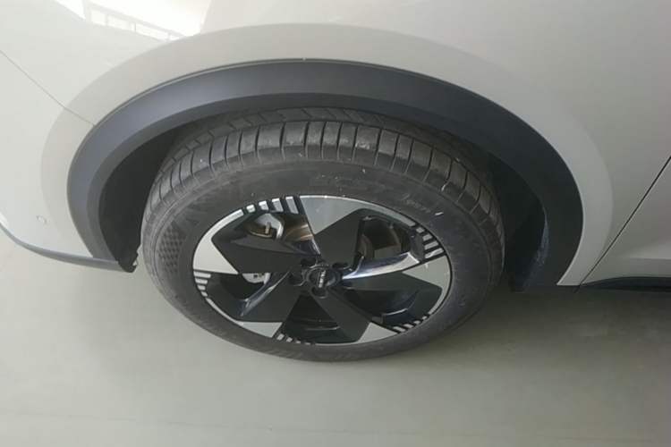 Used Haval Fierce Dragon Max 2025 Hi4 165 Ultra Smart Drive Edition Left Front Wheel Hub