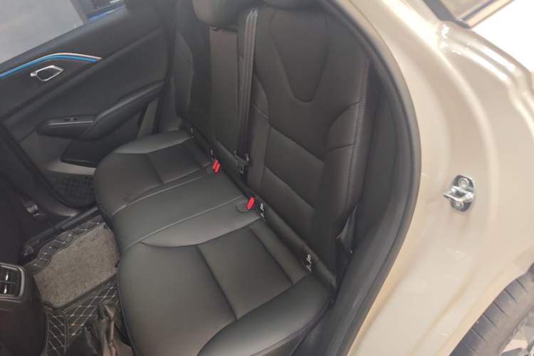 Used Haval Fierce Dragon Max 2025 Hi4 165 Ultra Smart Drive Edition Left Rear Seat
