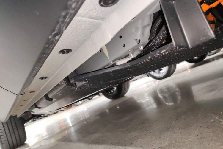 Used Haval Fierce Dragon Max 2025 Hi4 110 Pro Left Side Sill