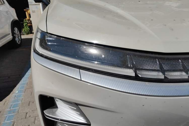 Used Haval Fierce Dragon Max 2025 Hi4 165 Ultra Smart Drive Edition Right Front Headlight