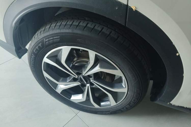 Used Haval Fierce Dragon Max 2025 Hi4 165 Ultra Smart Drive Edition Right Rear Wheel Hub