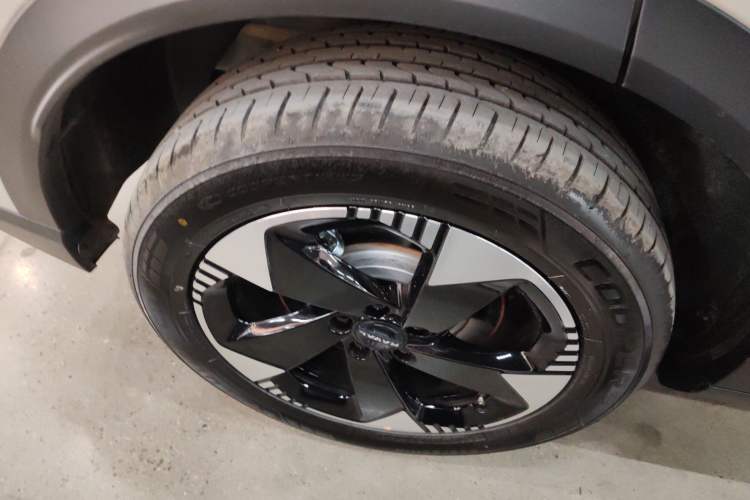 Used Haval Fierce Dragon Max 2025 Hi4 110 Pro Right Rear Wheel Hub