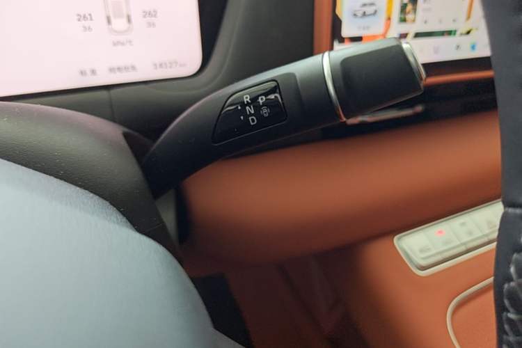 Used Haval Fierce Dragon Max 2025 Hi4 165 Plus Long-Range Version Gear Lever