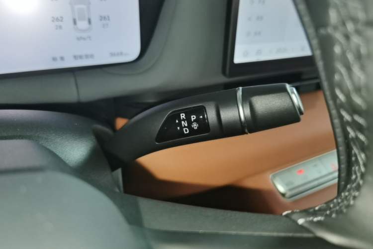 Used Haval Fierce Dragon Max 2025 Hi4 165 Plus Long-Range Version Gear Lever