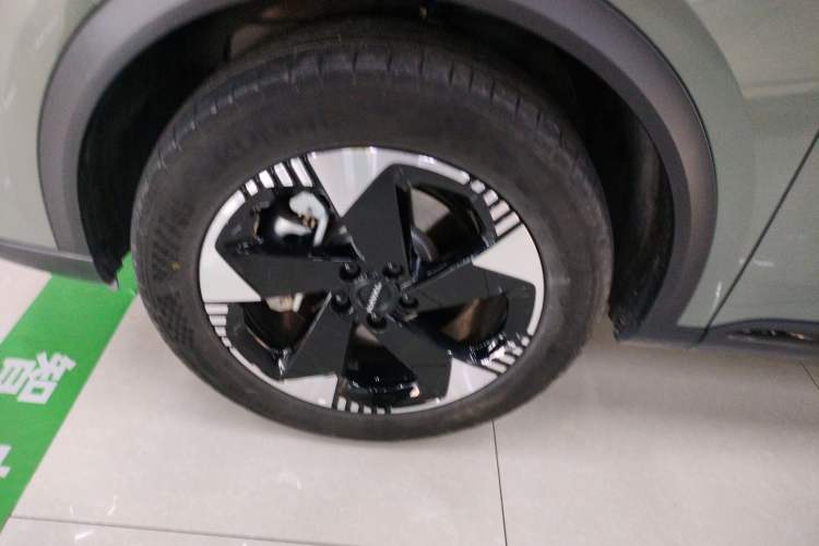 Used Haval Fierce Dragon Max 2025 Hi4 165 Plus Long-Range Version Left Front Wheel Hub