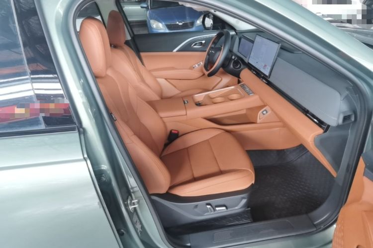 Used Haval Fierce Dragon Max 2025 Hi4 165 Plus Long-Range Version Right Front Seat
