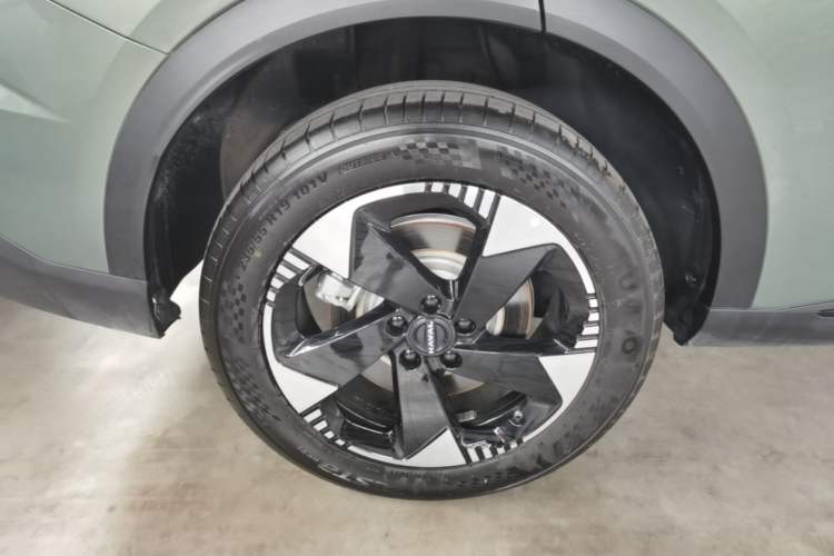 Used Haval Fierce Dragon Max 2025 Hi4 165 Plus Long-Range Version Right Rear Wheel Hub