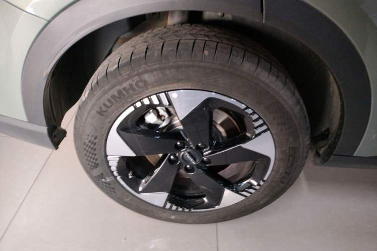 Used Haval Fierce Dragon Max 2025 Hi4 165 Plus Long-Range Version Right Rear Wheel Hub