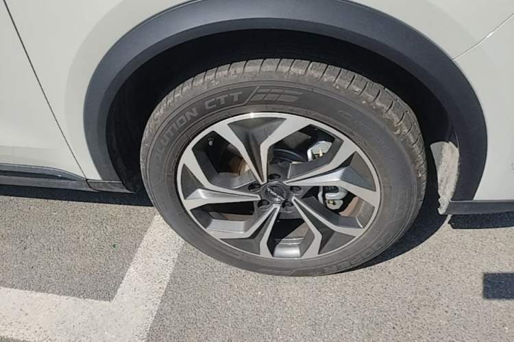 Used Haval Fierce Dragon Max 2025 Hi4 165 Ultra Smart Drive Edition Right Front Wheel Hub