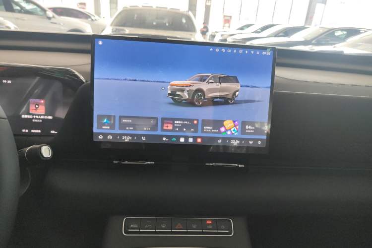 Used Haval Fierce Dragon Max 2025 Hi4 165 Plus Long-Range Version Audio And AC Panel