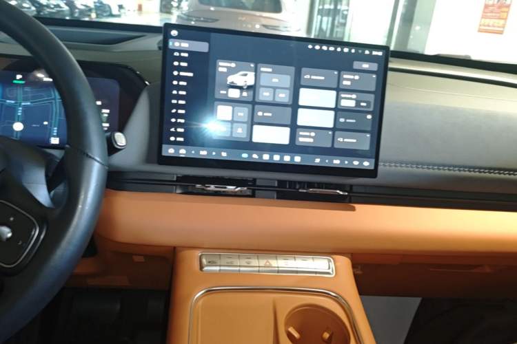 Used Haval Fierce Dragon Max 2025 Hi4 165 Ultra Smart Drive Edition Audio And AC Panel