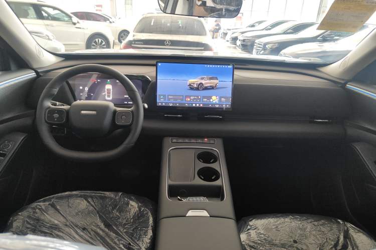 Used Haval Fierce Dragon Max 2025 Hi4 165 Plus Long-Range Version Center Console