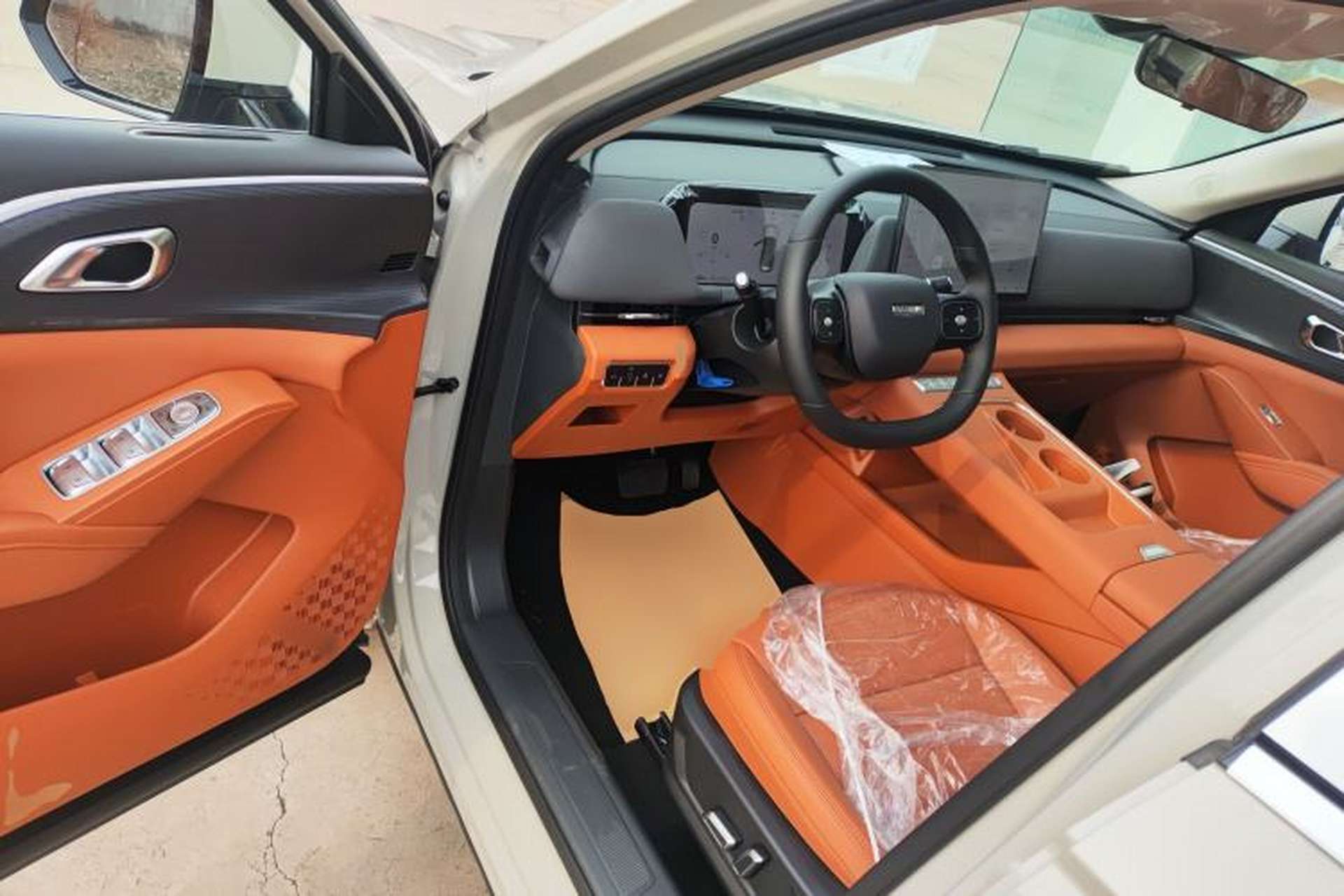 Used Haval Fierce Dragon Max 2025 Hi4 110 Pro Driver Seat