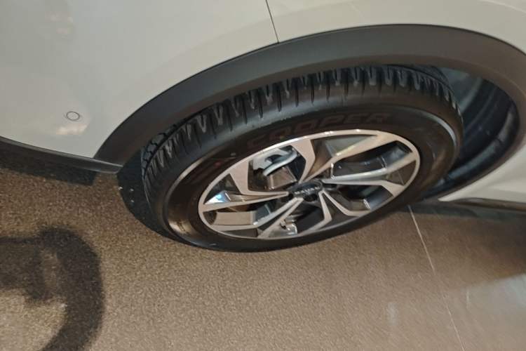 Used Haval Fierce Dragon Max 2025 Hi4 165 Ultra Smart Drive Edition Exterior 4