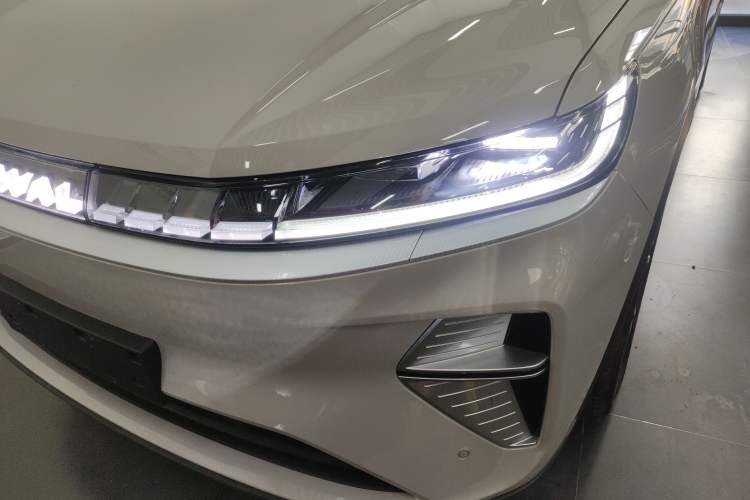 Used Haval Fierce Dragon Max 2025 Hi4 165 Ultra Smart Drive Edition Left Front Headlight