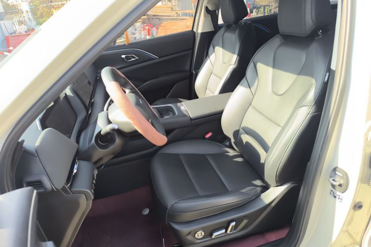 Used Haval Fierce Dragon Max 2025 Hi4 165 Ultra Smart Drive Edition Left Front Seat