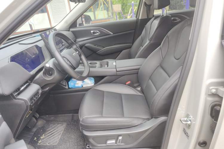 Used Haval Fierce Dragon Max 2025 Hi4 165 Plus Long-Range Version Left Front Seat