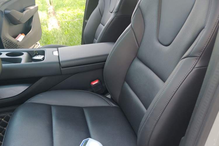 Used Haval Fierce Dragon Max 2025 Hi4 110 Pro Left Front Seat