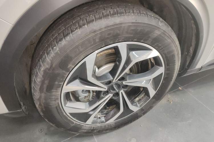Used Haval Fierce Dragon Max 2025 Hi4 165 Ultra Smart Drive Edition Left Front Wheel Hub