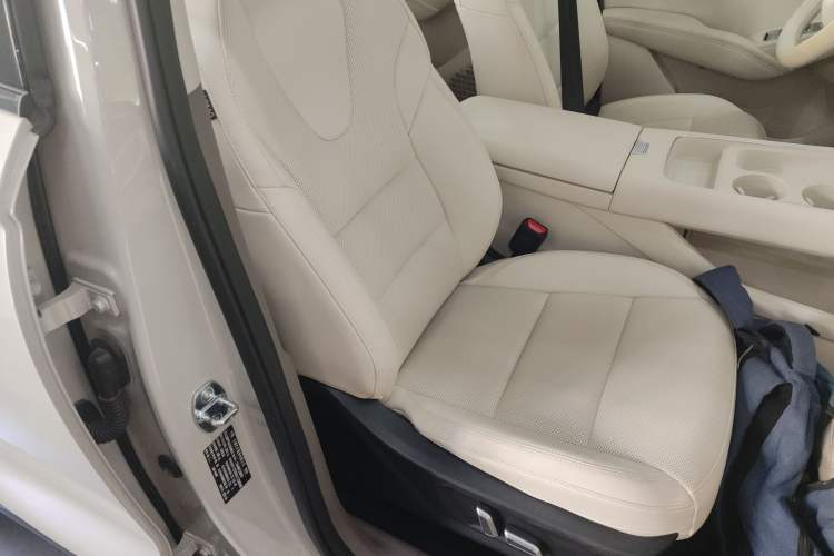 Used Haval Fierce Dragon Max 2025 Hi4 165 Ultra Smart Drive Edition Right Front Seat