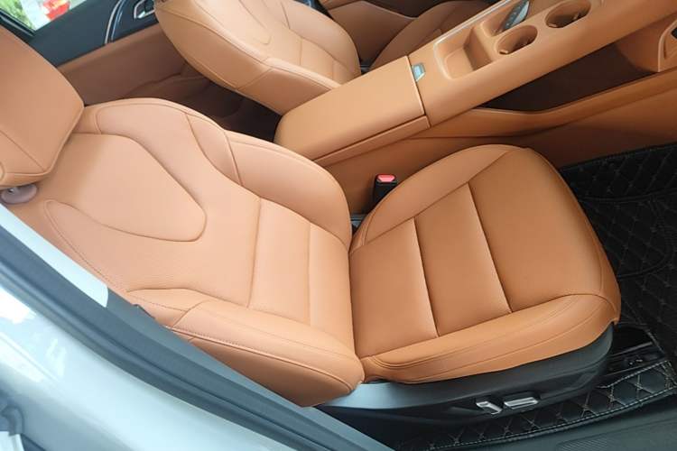 Used Haval Fierce Dragon Max 2025 Hi4 110 Plus Smart Drive Edition Right Front Seat