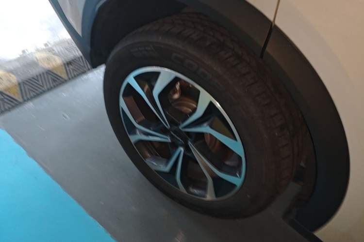 Used Haval Fierce Dragon Max 2025 Hi4 165 Ultra Smart Drive Edition Right Rear Wheel Hub
