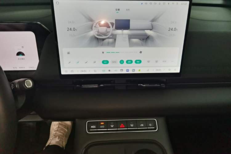 Used Haval Fierce Dragon Max 2025 Hi4 165 Plus Long-Range Version Audio And AC Panel