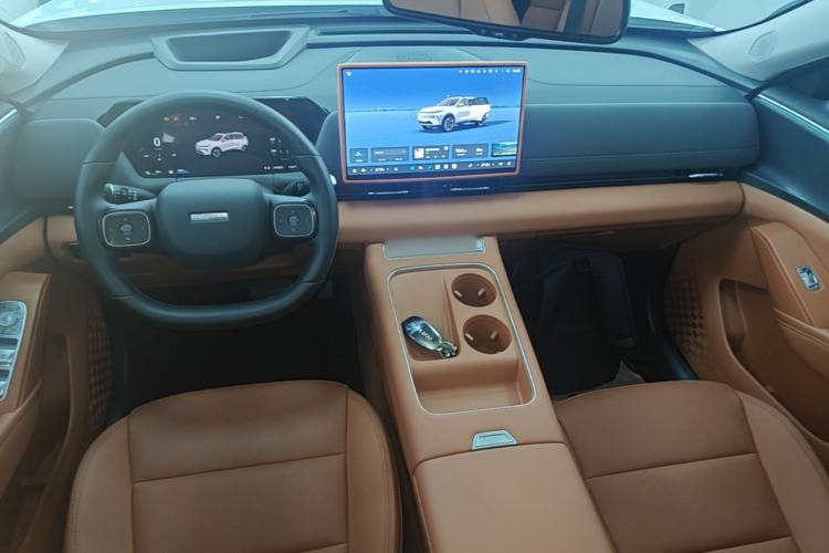 Used Haval Fierce Dragon Max 2025 Hi4 165 Ultra Smart Drive Edition Center Console