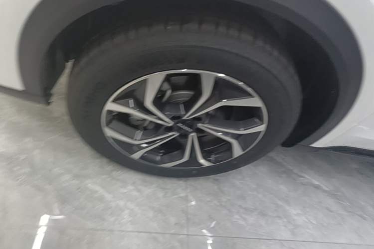 Used Haval Fierce Dragon Max 2025 Hi4 110 Pro Left Front Wheel Hub