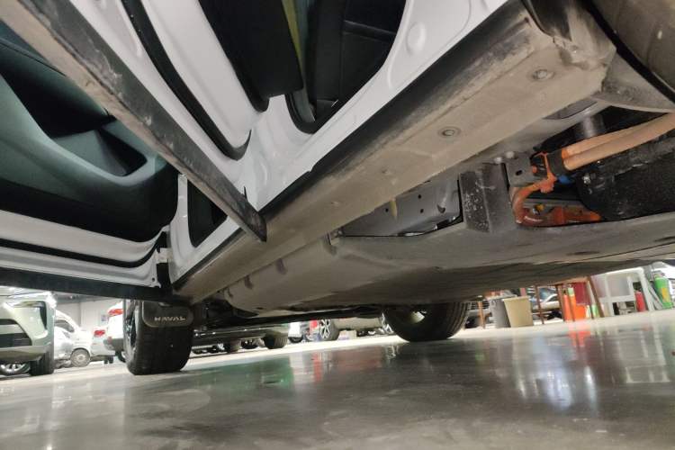 Used Haval Fierce Dragon Max 2025 Hi4 165 Ultra Smart Drive Edition Left Side Sill