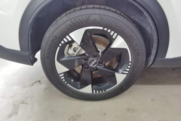 Used Haval Fierce Dragon Max 2025 Hi4 165 Plus Long-Range Version Right Rear Wheel Hub