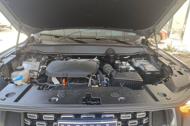 Used Haval H Dog 2023 2.0T Two-Wheel Drive Chaoye Version Plus Engine Bay