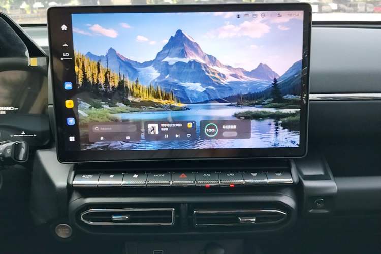Used Haval H Dog 2023 2.0T Two-Wheel Drive Chaoye Version Plus Audio And AC Panel