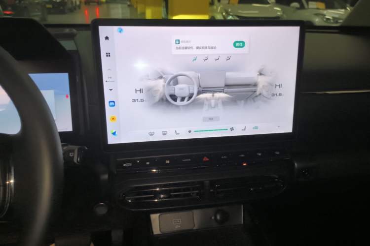 Used Haval H Dog 2023 2.0T All-Wheel-Drive Chaoye Plus Audio And AC Panel