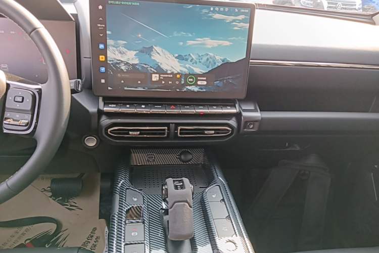 Used Haval H Dog 2023 2.0T Two-Wheel Drive Chaoye Version Plus Audio And AC Panel