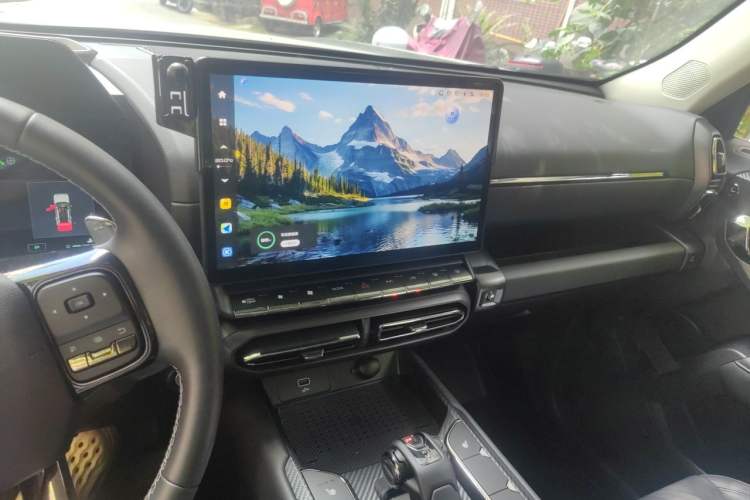 Used Haval H Dog 2023 2.0T Two-Wheel Drive Chaoye Version Plus Audio And AC Panel