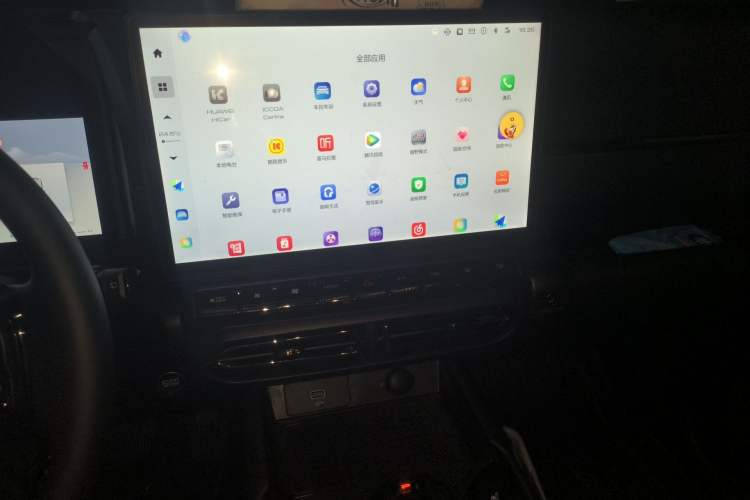Used Haval H Dog 2023 2.0T All-Wheel-Drive Chaoye Plus Audio And AC Panel
