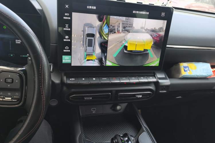Used Haval H Dog 2023 2.0T Two-Wheel Drive Trendy Outdoor Edition Audio And AC Panel