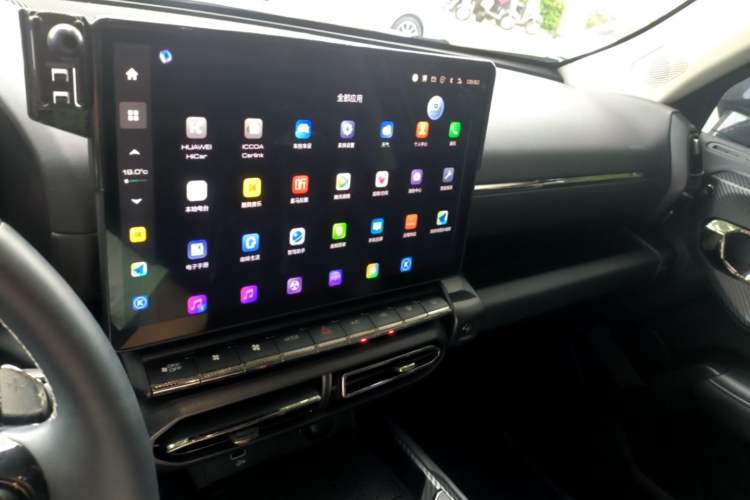 Used Haval H Dog 2023 2.0T Two-Wheel Drive Chaoye Version Plus Audio And AC Panel