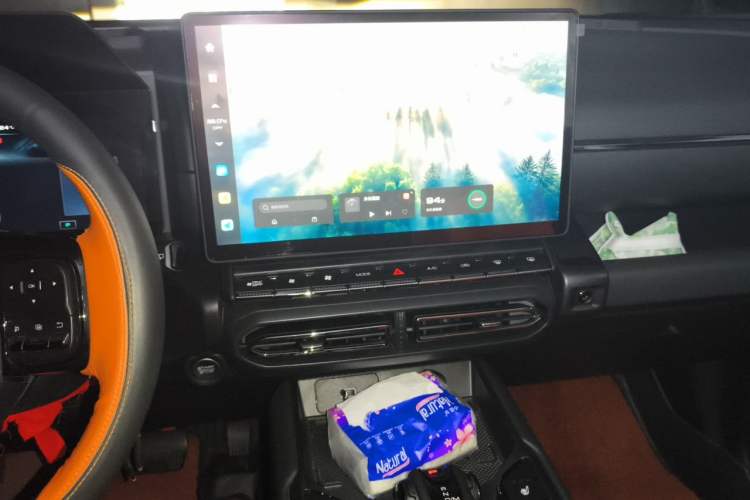 Used Haval H Dog 2023 2.0T Two-Wheel Drive Chaoye Version Plus Audio And AC Panel