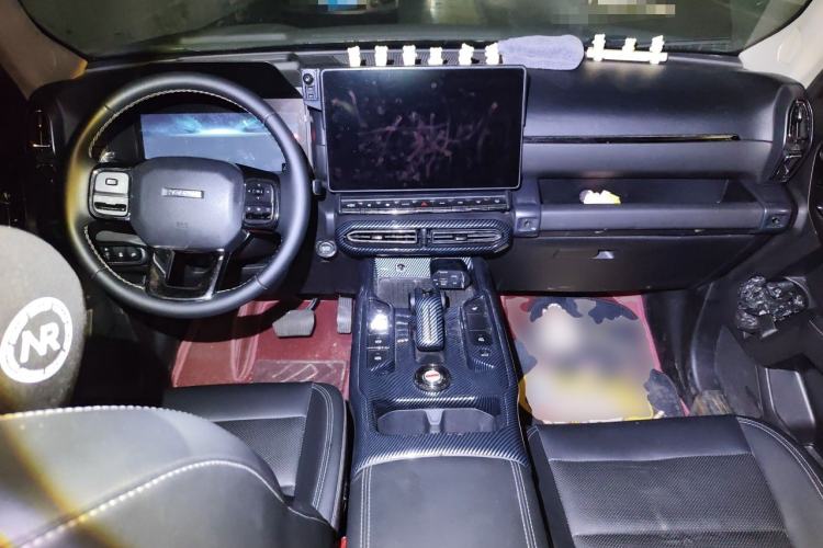 Used Haval H Dog 2023 2.0T Two-Wheel Drive Chaoye Version Plus Center Console