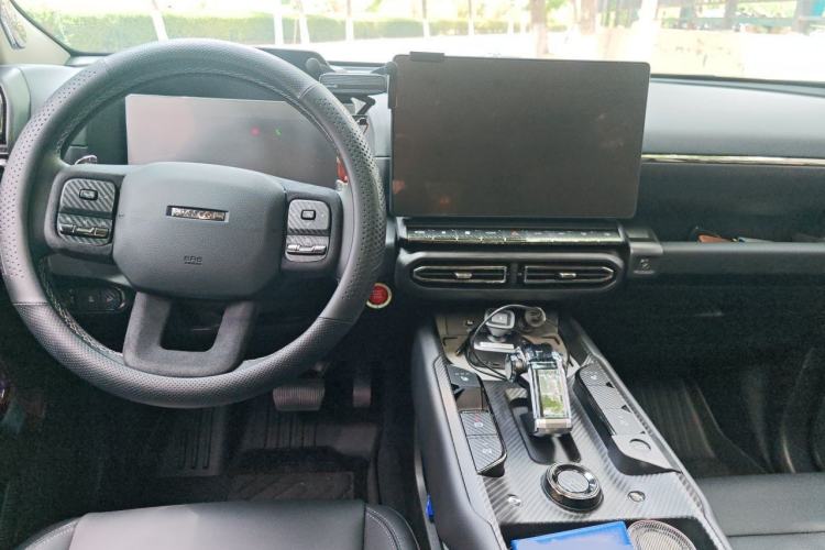 Used Haval H Dog 2023 1.5T Two-Wheel Drive Chao Ye Version Plus Center Console