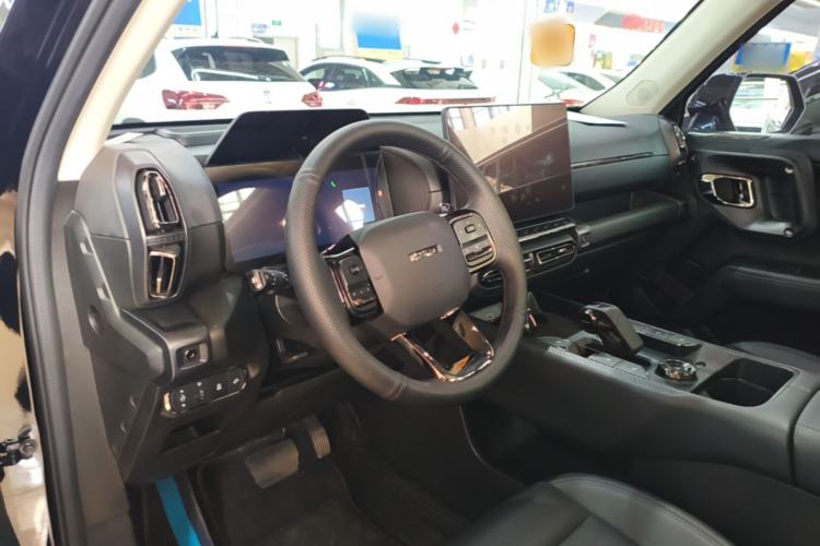 Used Haval H Dog 2023 1.5T Two-Wheel Drive Chao Ye Version Plus Center Console