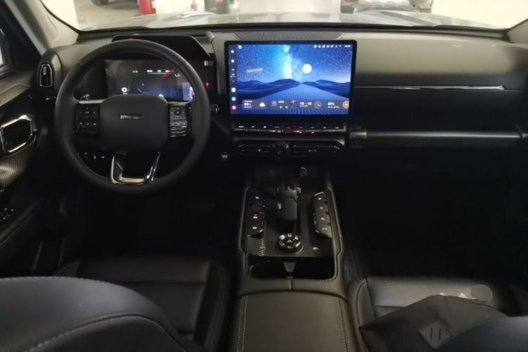 Used Haval H Dog 2023 2.0T All-Wheel-Drive Chaoye Plus Center Console