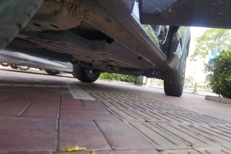 Used Haval H Dog 2023 2.0T All-Wheel-Drive Chaoye Plus Chassis Front Left
