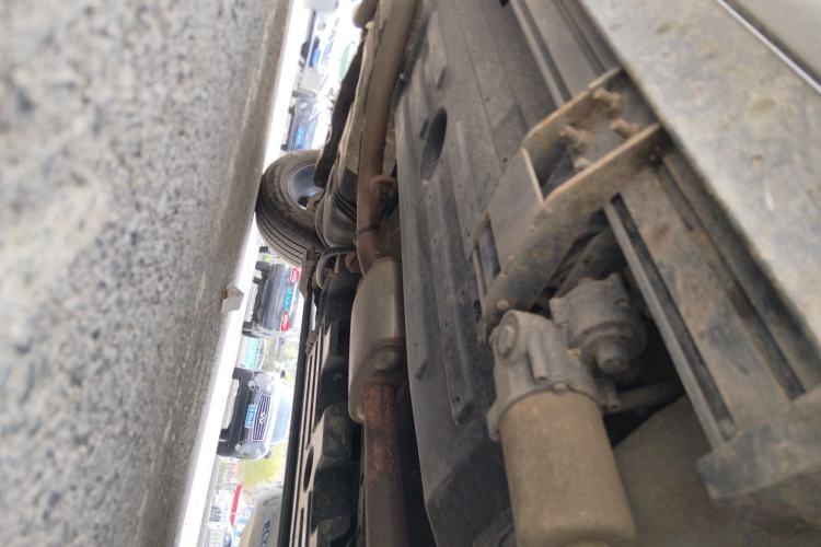 Used Haval H Dog 2023 2.0T Two-Wheel Drive Trendy Outdoor Edition Chassis Front Right