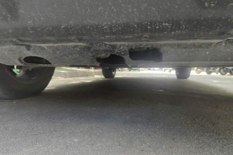 Used Haval H Dog 2023 2.0T Two-Wheel Drive Chaoye Version Plus Chassis Front Right