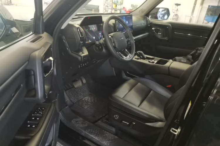 Used Haval H Dog 2023 2.0T All-Wheel-Drive Chaoye Plus Driver Seat