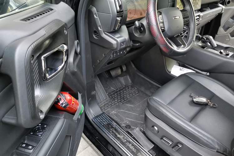 Used Haval H Dog 2023 2.0T Two-Wheel Drive Trendy Outdoor Edition Driver Seat